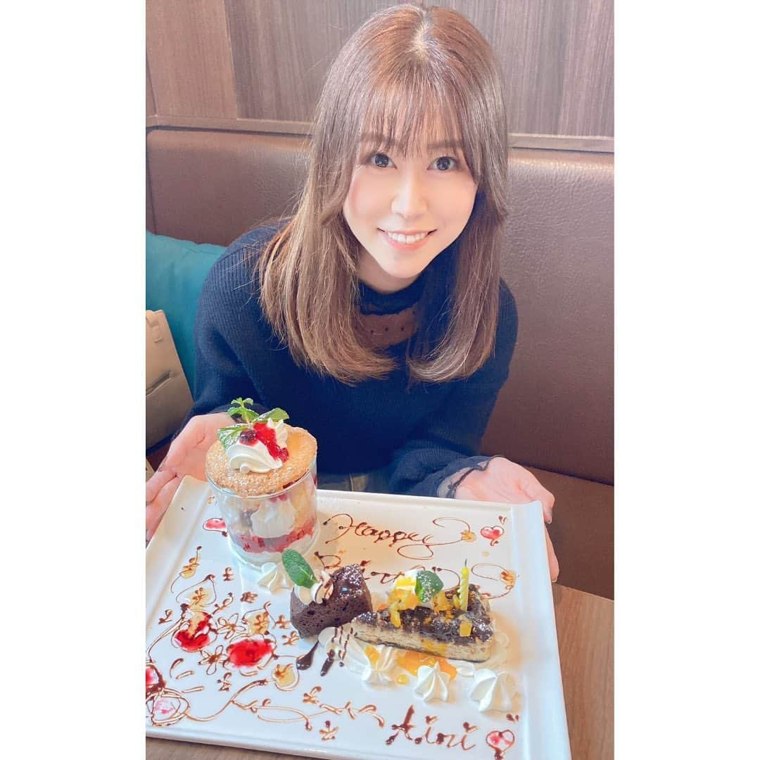 永作あいりさんのインスタグラム写真 - (永作あいりInstagram)「35歳になったよぉー🌸✨👏🏻 めでたい！！！！」3月17日 14時51分 - aili1129