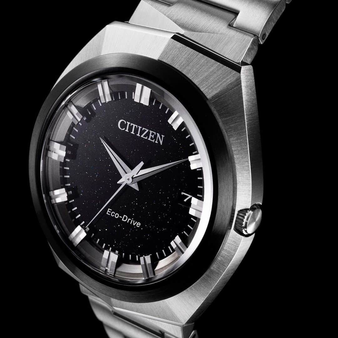 CITIZEN（シチズン時計）さんのインスタグラム写真 - (CITIZEN（シチズン時計）Instagram)「先日バーチャルワールド「CITIZEN Timeless City」で発表された新商品から「Eco-Drive 365」をご紹介！    シチズンの独自技術「エコ・ドライブ」を強化し、一度フル充電すれば光のない暗闇の中でも365日動き続けることができます。  世界中のさまざまな地域や環境で暮らしている人々に「正確な時」を伝えるため、わずかな光でも動き続ける時計を実現しました。    メリハリのある稜線を描くユニークなケースライン、星空や地球本来の美しさを表現した独特の輝きを見せるダイヤル。  この独創的なデザインは、シチズンが1973年に発売したクオーツ時計からインスピレーションを得て、その個性を新解釈したものです。  クオーツ時計からエコ・ドライブ時計へ。50年の時を経て新時代への可能性と進化を表現しています。    画像1枚目左から  【BN1014-55E ￥58,300 (税抜価格￥53,000)】  【BN1015-52E ￥63,800 (税抜価格￥58,000)】  【BN1010-05E ￥110,000 (税抜価格￥100,000)】  ※2023年秋冬発売予定    #シチズン #マイシチズン #citizen #citizenwatch #betterstartsnow #腕時計 #時計 #時計好き #腕時計好き #腕時計好きな人と繋がりたい #時計好きな人と繋がりたい #腕時計くら部 #watch #watches #wristwatch #watchfan #watchlover #エコドライブ #ecodrive #新製品 #E365 #次世代デザイン」3月17日 17時25分 - citizenwatchjp