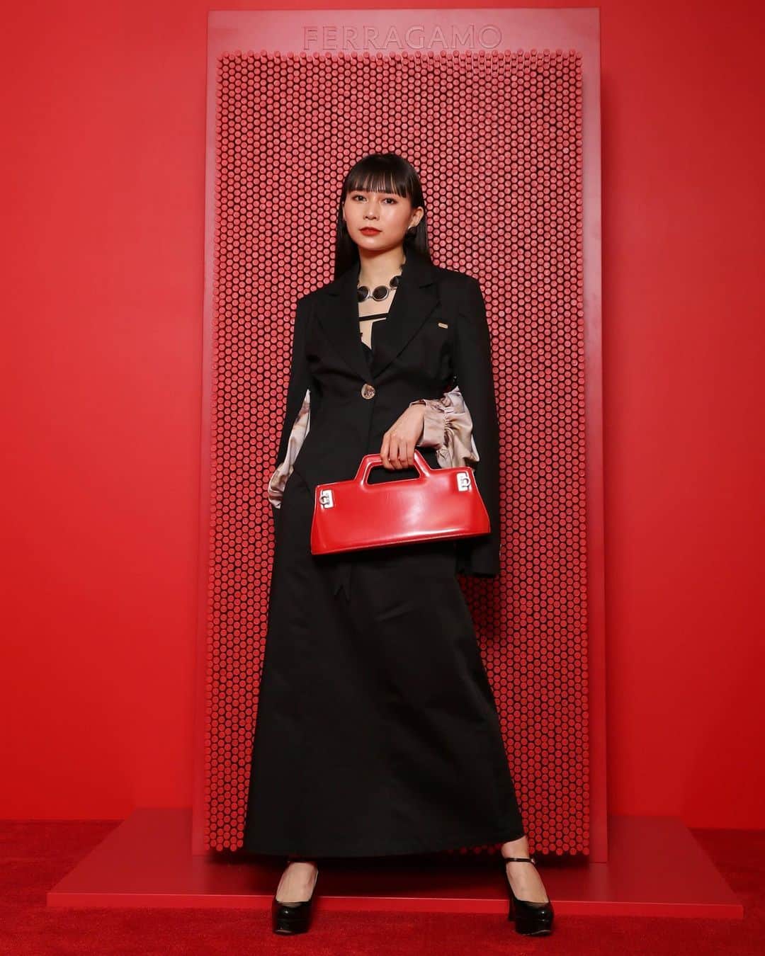 庄司芽生さんのインスタグラム写真 - (庄司芽生Instagram)「👠FERRAGAMO SPRING SUMMER 2023  COLLECTION in FERRAGAMO GINZA🌹  新アイコンカラーの明るく鮮やかなレッドが とても印象的なコレクションでした❤️‍🔥  @ferragamo  @_maximiliandavis_   #FERRAGAMOSS23 #フェラガモ」3月17日 19時11分 - mei_tokyogirlsstyle