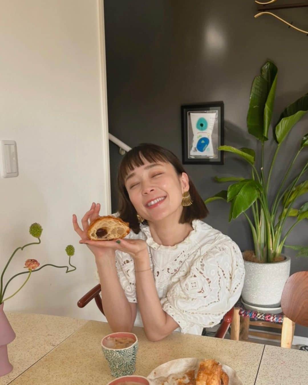 山野ゆりのインスタグラム：「🤍🤍🤍🤍🤍」