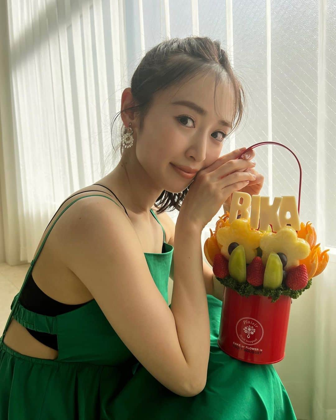 泉里香さんのインスタグラム写真 - (泉里香Instagram)「🍓🥝🍇🍊💛 最近は🍓と🍊にハマってます」3月17日 21時53分 - rika_izumi_