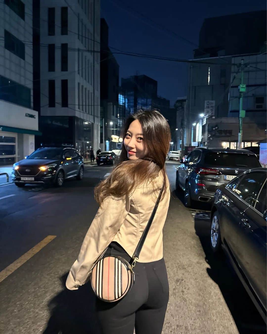 のインスタグラム：「고기고기또기  #기름공격」