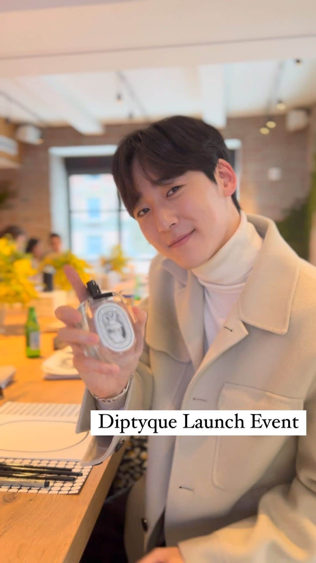 ケビン のインスタグラム：「Thank you @diptyque for having me at the L’Eau Papier workshop launch event🤍 I had so much fun painting my own unique design!  #diptyque #leaupapier #nyc」