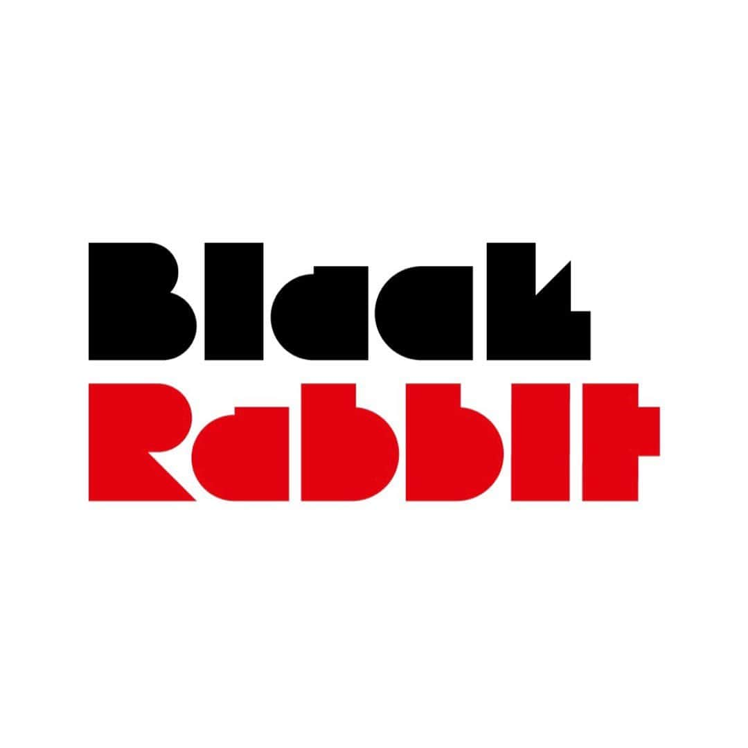 花野じゅりあのインスタグラム：「⁡ ⁡ ⁡ ⁡ ⁡ ⁡ ⁡ 香取慎吾さま LIVE「Black Rabbit」 有明アリーナ 神戸ワールド記念ホール ⁡ ⁡ ⁡ ⁡ ⁡ ダンサー、コーラス、バンドの皆さまのヘアメイクのプランニングとヘアメイクを担当致しました。 ⁡ ⁡ ⁡ ⁡ ⁡ ⁡ ⁡ ⁡ ⁡ #香取慎吾　さま #ブラックラビット #ありがとうございました」