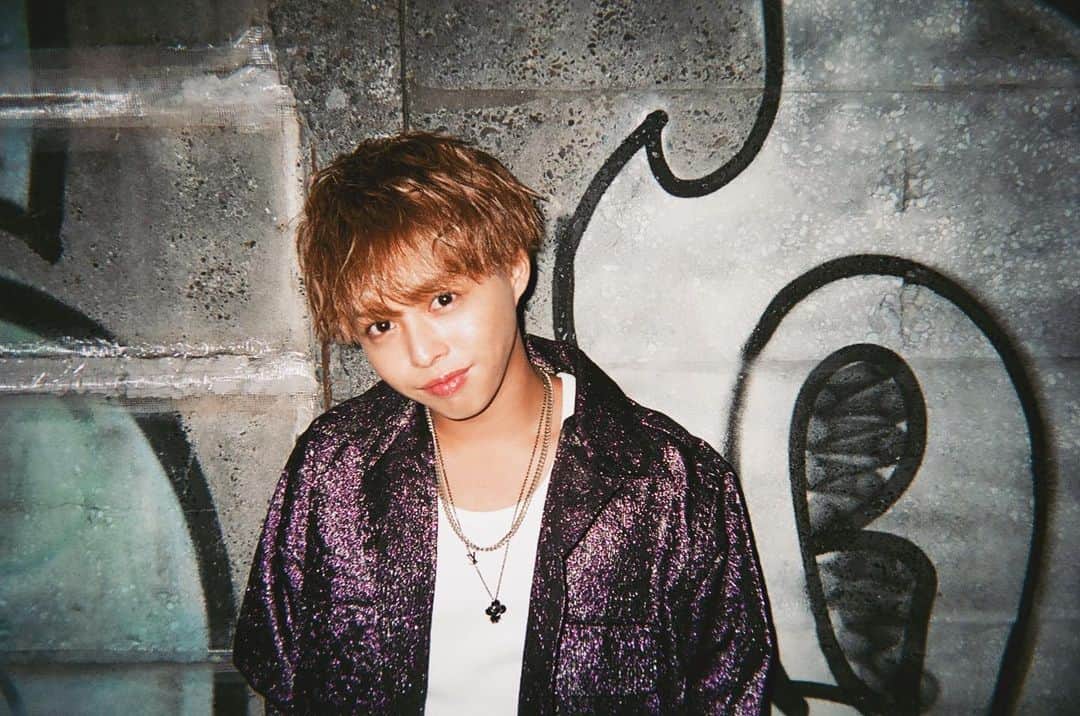 のインスタグラム：「😈😈😈  📸 @kame0902   #needles  #louisvuitton  #fyp」