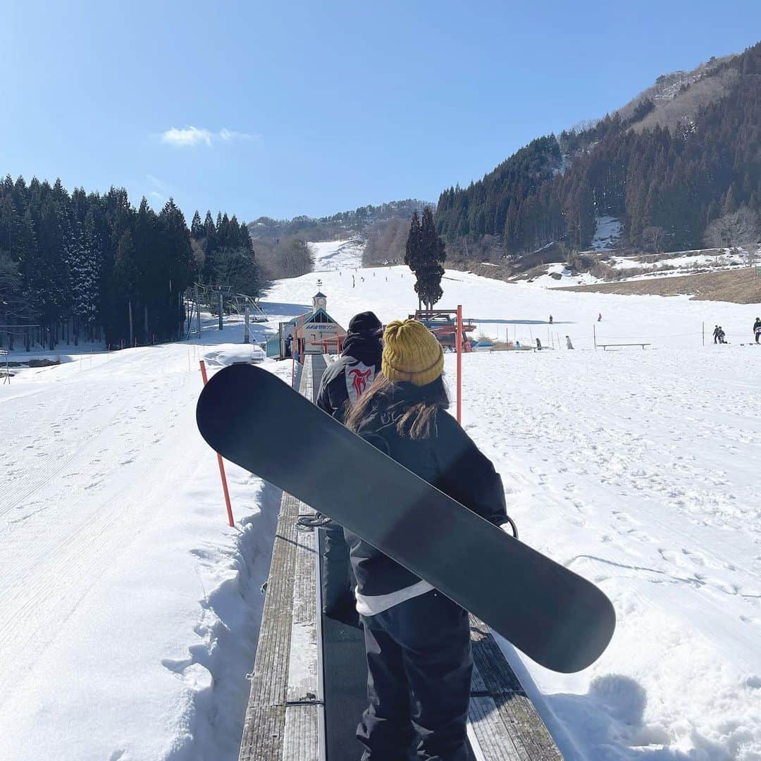小瀬黎奈のインスタグラム：「2回目スノボーも楽しすぎた🏂🫶🏻❄️」