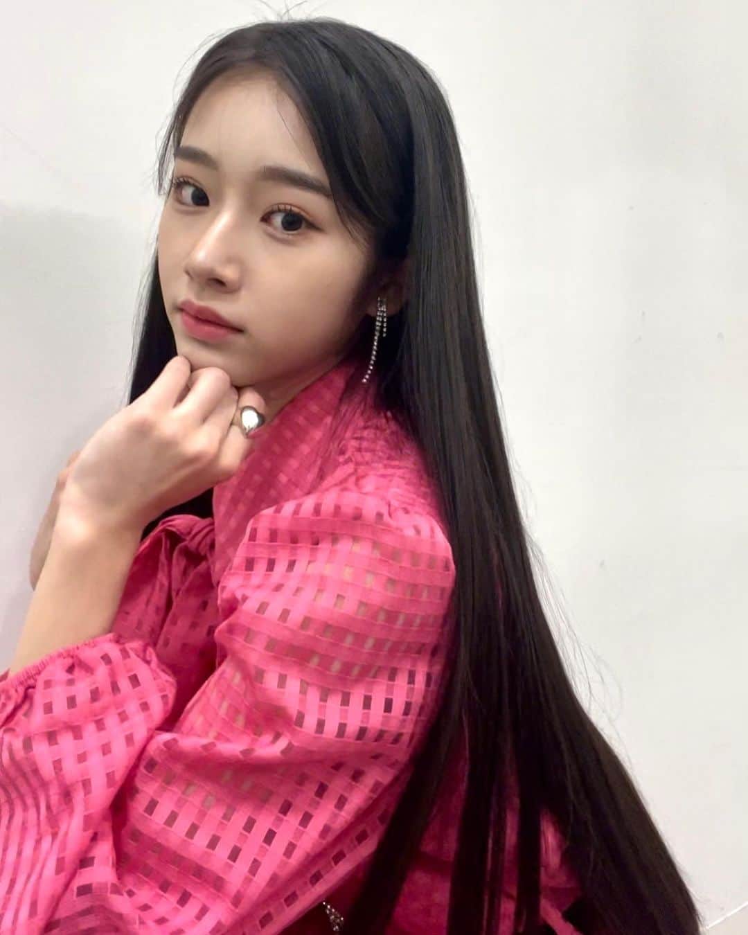 天翔天音のインスタグラム：「‪𓂃𓈒♥🌷  コメントお返ししようかな💭  #天翔天音 #05 #model #sjk #jk2 #fashion #asian #ロングヘア」
