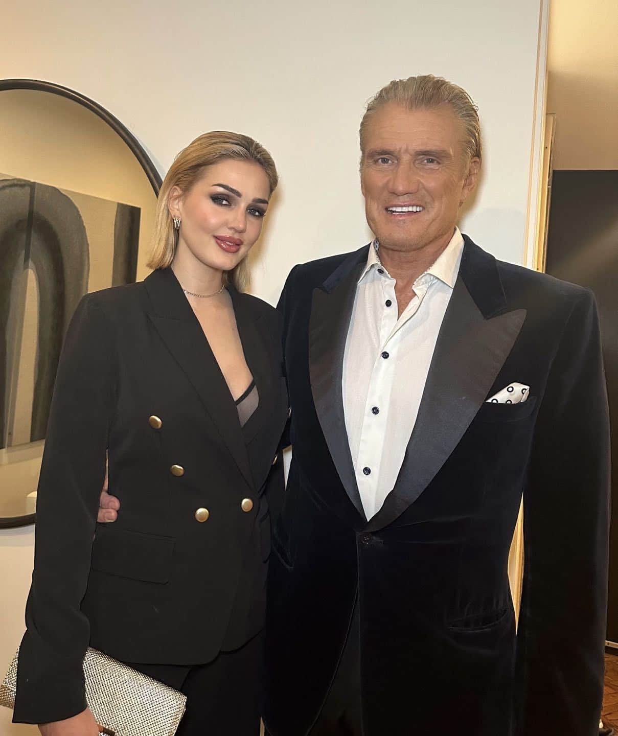 ドルフ・ラングレンのインスタグラム：「That time of the year…another black tie event. More relaxed without the black tie.」