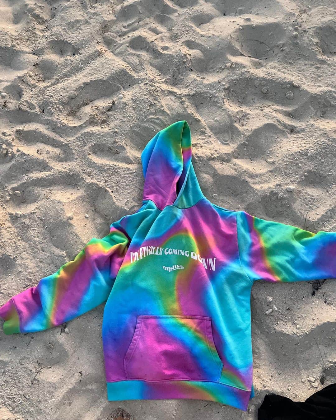 ジェイデン・スミスさんのインスタグラム写真 - (ジェイデン・スミスInstagram)「Finally Made It To The Beach. 🌈 Trippy Summer Adventure #3458」3月18日 4時38分 - c.syresmith