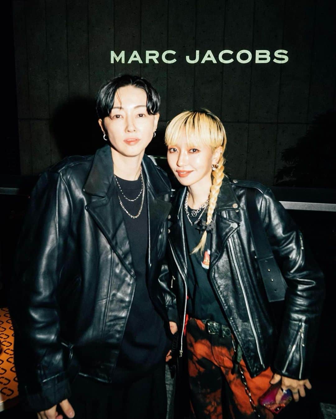PELIのインスタグラム：「MARC JACOBS #JMARK 💫  #marcjacobs」