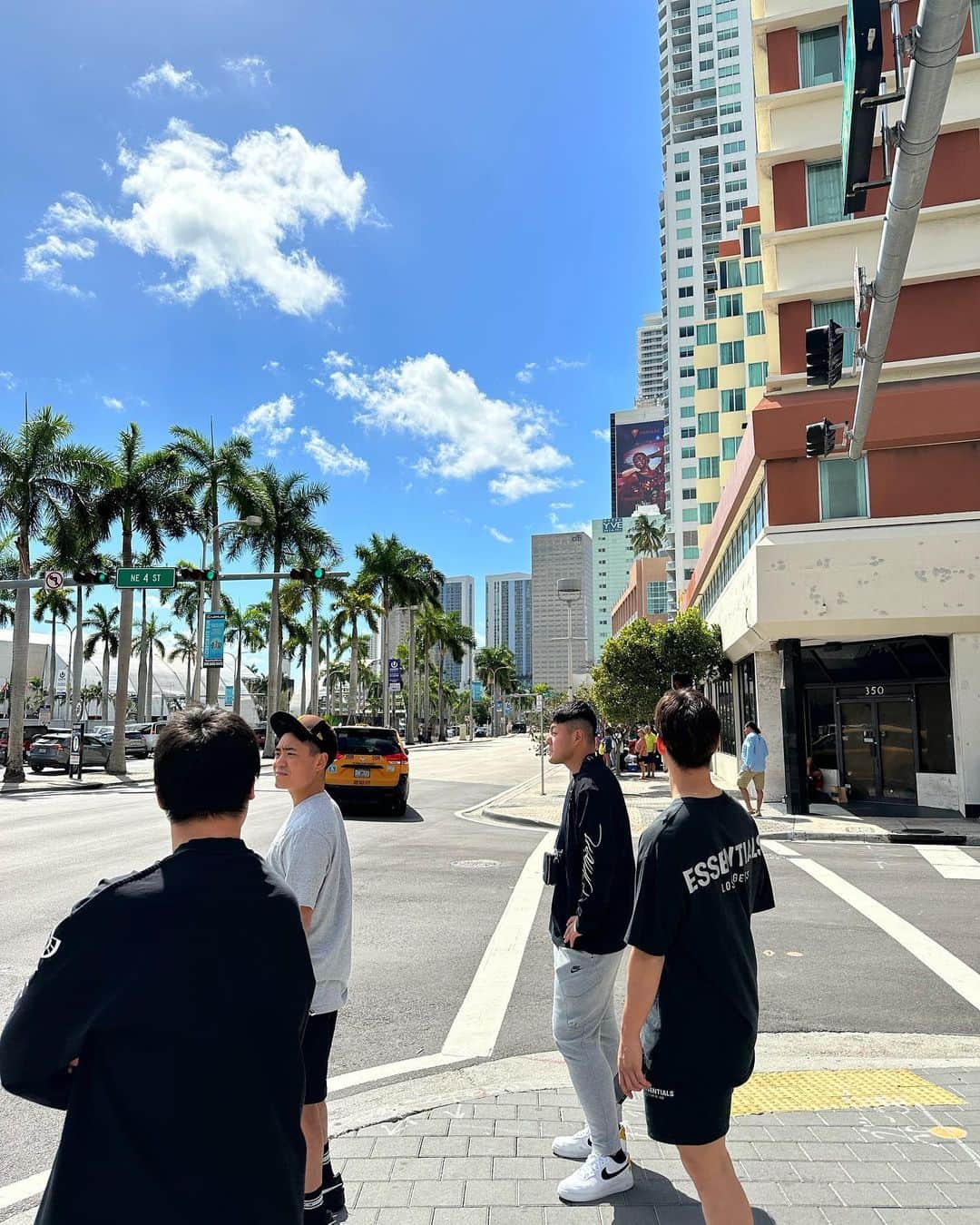 村上宗隆のインスタグラム：「☀️  #Miami #Tokyo」