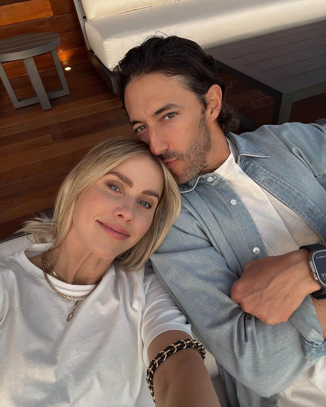 クレア・ホルトのインスタグラム：「long on this guy too」