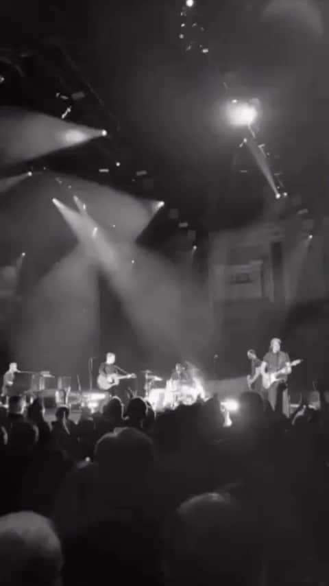 ブライアン・アダムスのインスタグラム：「USA tour is up next, come see us at Madison Square Garden in June! #sohappyithurts」