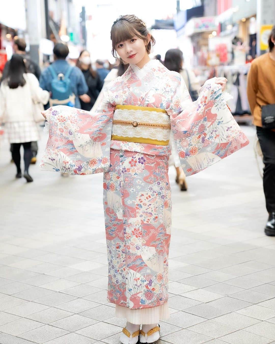 南茉莉花さんのインスタグラム写真 - (南茉莉花Instagram)「着物👘 久々に着れて嬉しかったなぁ 似合ってます?  #着物 #着物コーディネート #レトロモダン #モダン着物 #着物ヘア #kimono #japan #ショートヘア」3月18日 10時55分 - marika_ramen