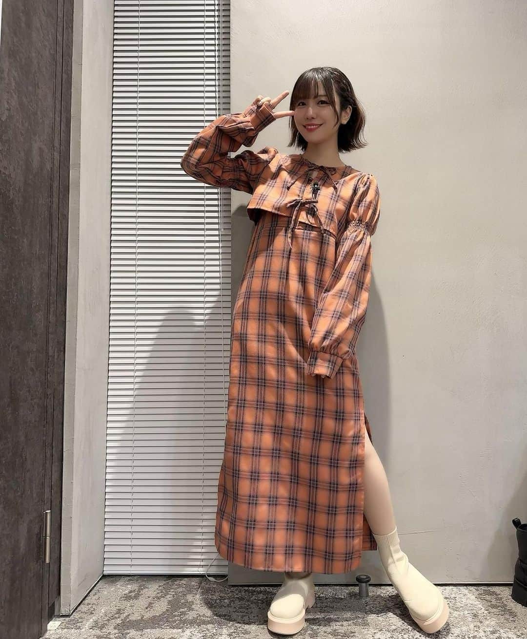 愛美のインスタグラム：「🧡 #ootd #私服 #ガルパ超大型アプデ特別番組」