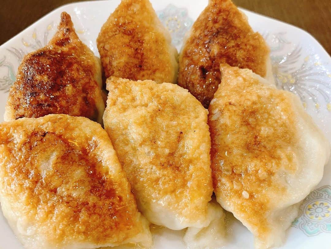 富士彦のインスタグラム：「#静岡美味しいものシリーズ #北口亭 #沼津魚がし鮨 #grandmaシーサイド店  #沼津リバーサイドホテルカフェテリア式スイーツブッフェ #たけい　静岡やきそば #リストランテアウラ #Jみーと #鐘庵桜えびそば」