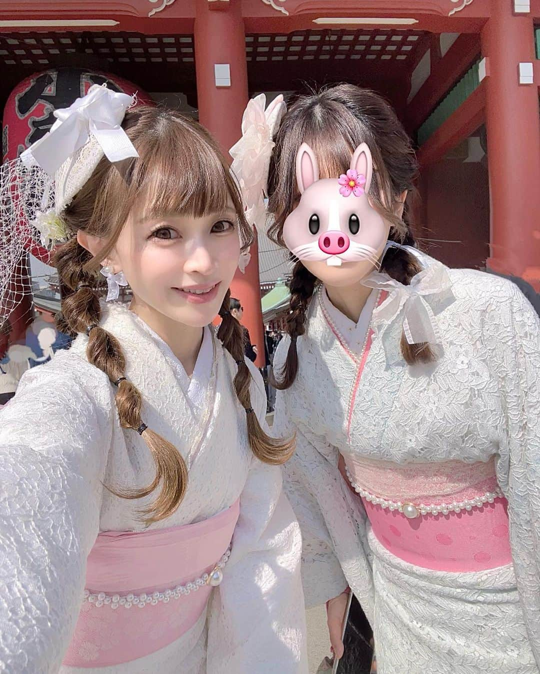 紗々木りんさんのインスタグラム写真 - (紗々木りんInstagram)「🐰‎💗‎🤍  着物のレンタルは ‎𓊆 愛和服𓊇 @aiwafuku さんで お願いしました‎🤍 ヘアメも込の料金で とってもリーズナブルだったよ❕  ⋆｡˚✩  #浅草 #asakusa #レース着物 #着物  #着物レンタル #レース着物レンタル  #大正ロマン #愛和服 #aiwafuku  #映え #映えスポット #映え活  #着物ヘア #着物ヘアアレンジ  #ツインテール #ヘアメ #ヘアセット」3月18日 12時52分 - rinn_sh_