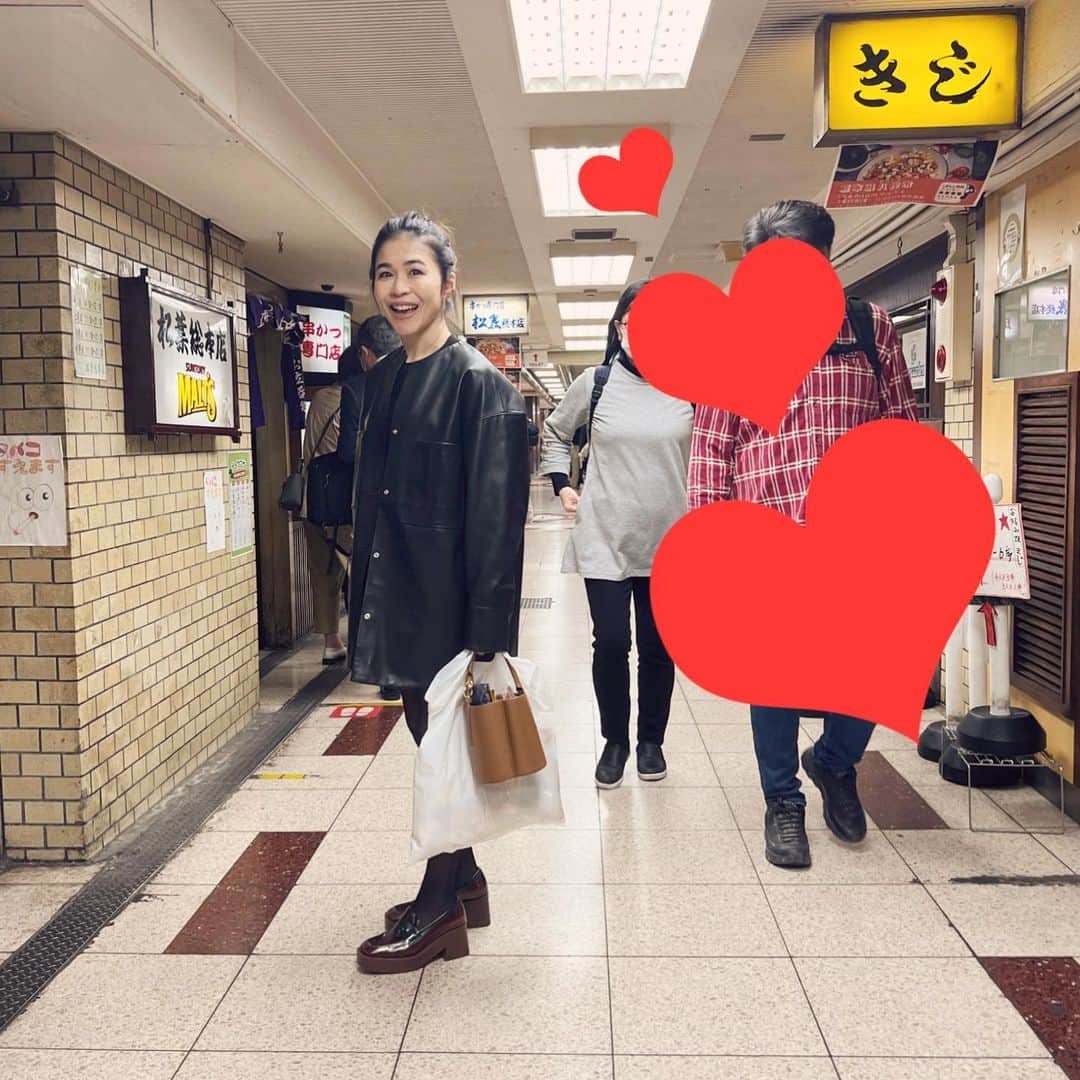 辻直子さんのインスタグラム写真 - (辻直子Instagram)「#osaka#umeda#udon #釜たけうどん#大阪はやっぱり楽しい#いるだけで楽しい #魅力が深すぎる♡♡♡  なんて楽しい場所なんだろ🇯🇵  行くたびに大阪が 日本のだいすきな場所の一つになりました🫶🏻」3月18日 13時10分 - naoko.ts