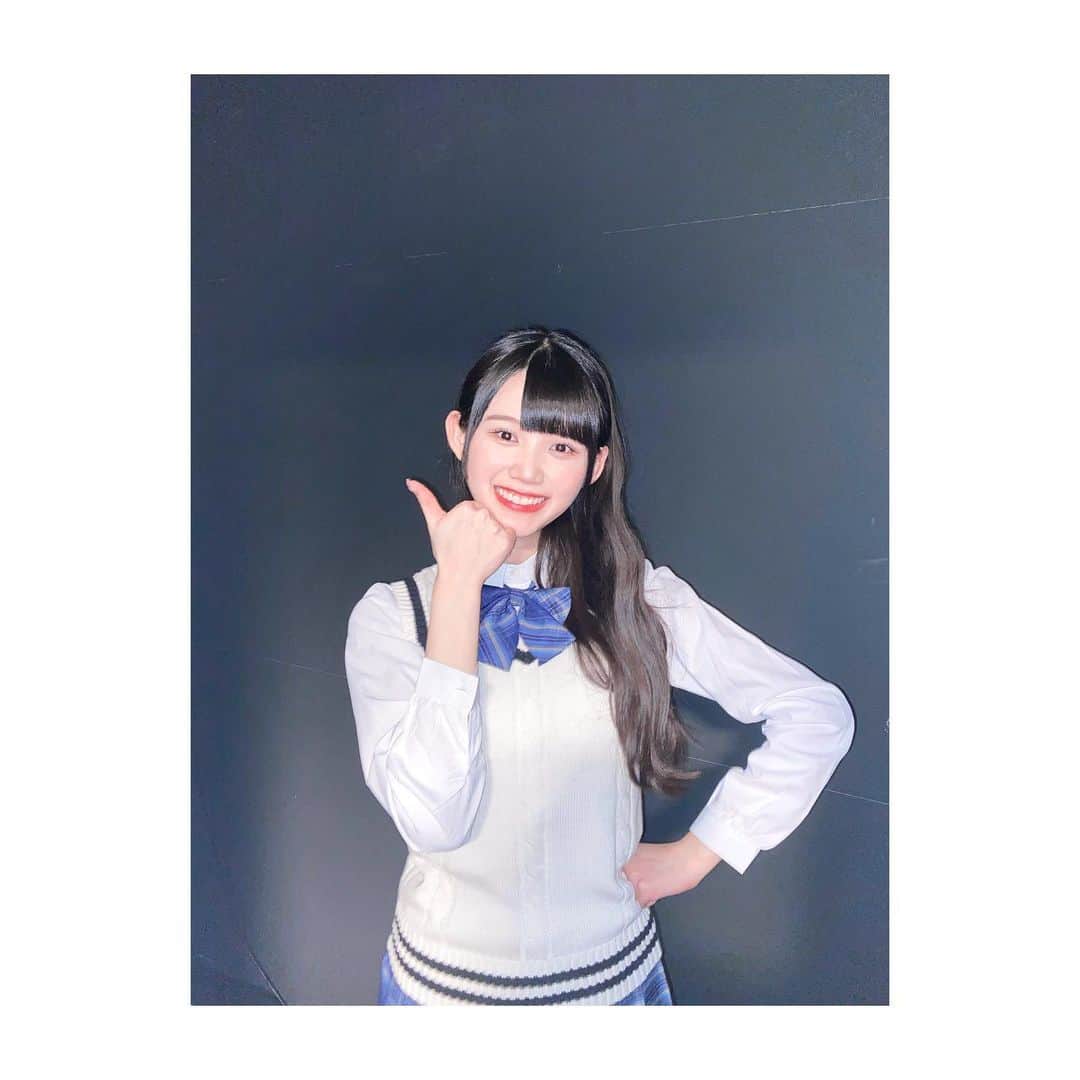 林于馨さんのインスタグラム写真 - (林于馨Instagram)「. 謝謝今天前來觀看 #手牽手公演 的大家 準備已久終於迎來了初日🥳🥳🥳 有些地方也許沒有那麼順暢 未來繼續努力✊🏻 不知道大家最喜歡哪一首！！ 我的話～～好像是 #手牽手 👥⋆* 先發第一套和最後一套的照片紀念～👏🏻 - #手をつなぎながら 初日公演(˶'ᵕ'˶ )‪︎ 見に来てくれた皆さんありがとうございます もっとスムーズにできるように頑張ります📢  皆さんはどの曲が1番好きなのかなー？ ちなみに私は手をつなぎながらですて🖐🏻 記念に最初と最後の衣装の写真を選びました！ - #AKB48 #AKB48TeamTP #TeamTP  #UnitTicTacToe #🔫 #れいち #林于馨 #烏梅劇院 #手牽手 #公演 #初日 #手をつなぎながら公演」3月19日 0時11分 - reichi01_akb48teamtp