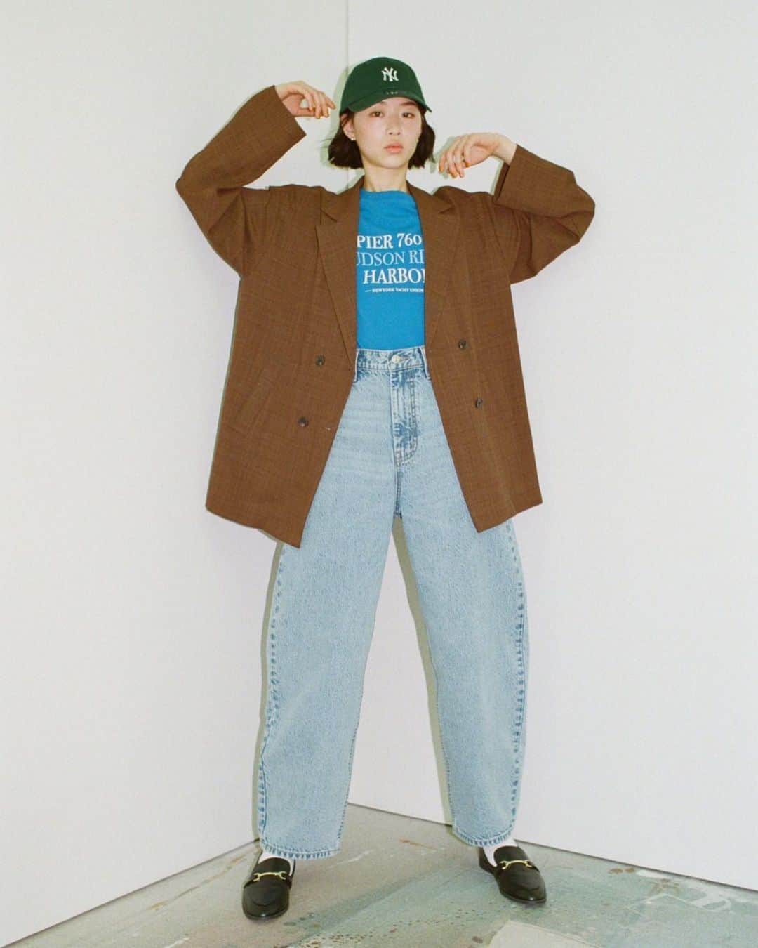 片山友希さんのインスタグラム写真 - (片山友希Instagram)「NEW CLASSIC  自分らしく着こなす主役服 @lowrysfarm_official   photographer：Keita Goto［ W ］ stylist：Ayano Nakai hair& make：Taeko Suda model：Yuki Katayama  art direction& Design：Hiroe Nakamura edit：Shunta Suzuki［ Rhino inc. ］」3月18日 17時06分 - yuki_katayama1209