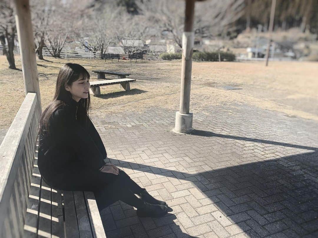 のインスタグラム：「休憩や息抜きも大切にしてくださいね 良き週末を❤︎  #最近すごく映画熱 #おすすめ映画ありますか　 #吉田桃華」