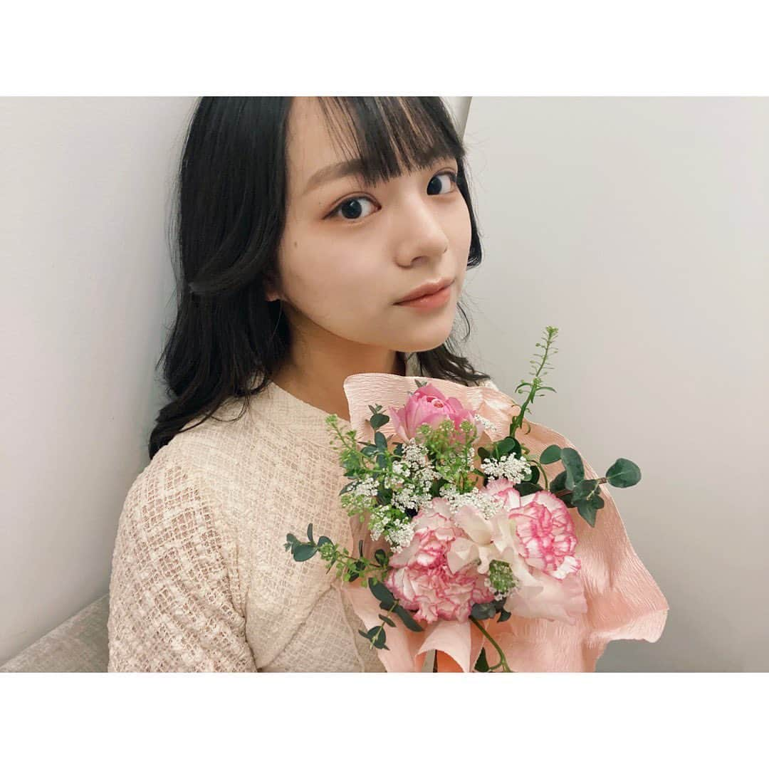 柿澤ゆりあのインスタグラム：「⁡ ⁡ お花屋さんで一目惚れしたブーケ💐 ⁡ 春はお花を沢山飾りたくなります。 #💐」