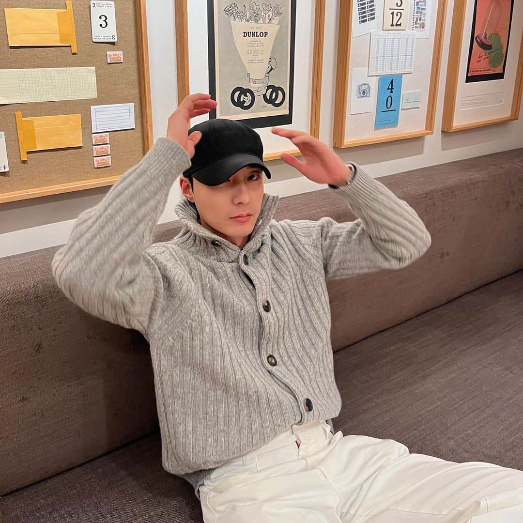 ロイ・キムのインスタグラム：「만들어보자」