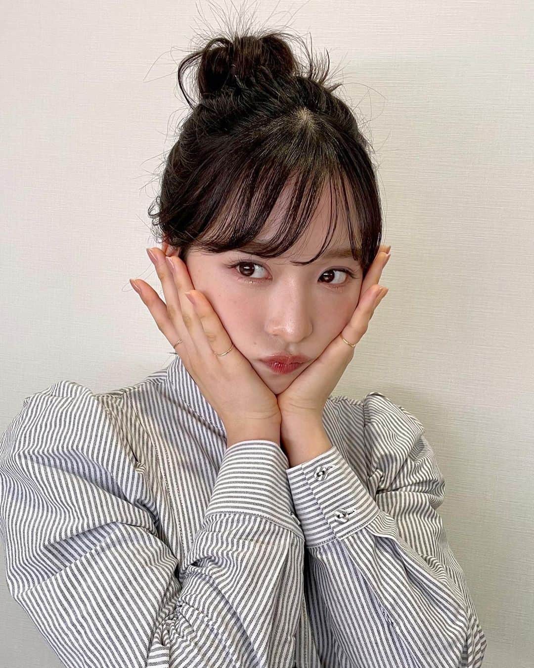 小栗有以さんのインスタグラム写真 - (小栗有以Instagram)「S Cawaii! 5月号発売中🍡🌸 私の最近買った服や 推しコスメを ...