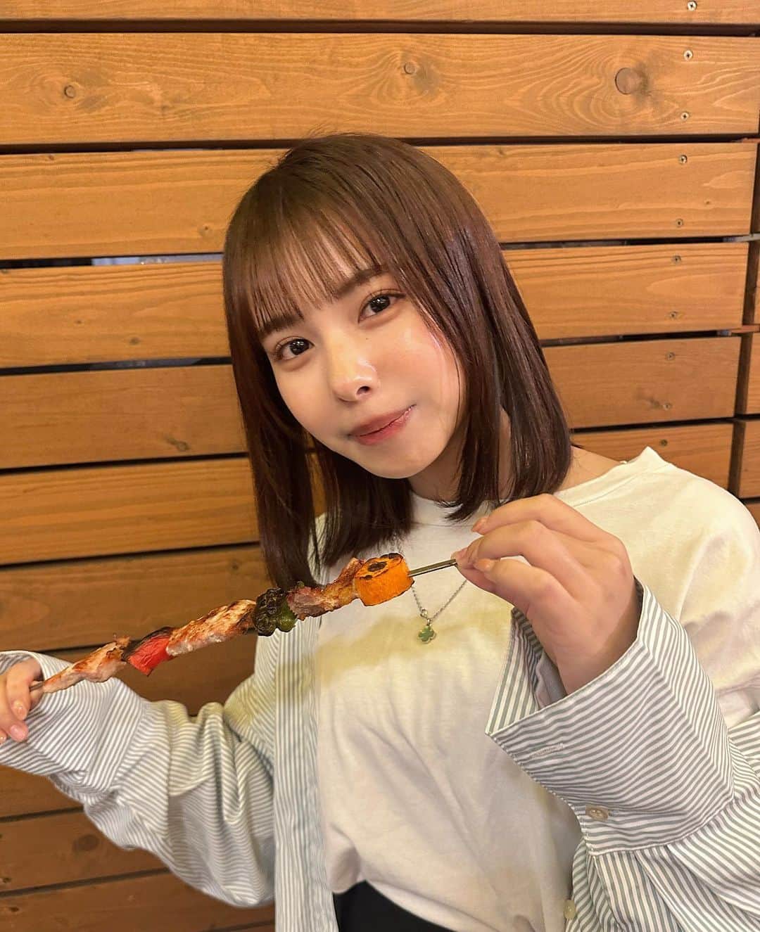 宮崎あみささんのインスタグラム写真 - (宮崎あみさInstagram)「写真集発売まであと2日！！ ・ 皆さん発売イベント予約していただけましたでしょうか？？ ・ 早く皆さんに見て欲しい！し会いたい！と毎日思っております宮崎です。」3月18日 19時02分 - miyazaki_aa