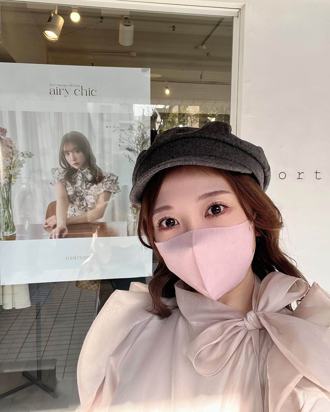 黒田菜月さんのインスタグラム写真 - (黒田菜月Instagram)「展示会楽しかったな、春🌸 #TBSニュース #衣装 #ヘアメイク #女子アナ #アナウンサー #女子アナコーデ #女子アナメイク #女子アナヘア . #tiittokyo  #mistreass  #2023SS #2023AW」3月18日 19時51分 - nyaaatsuki_krd