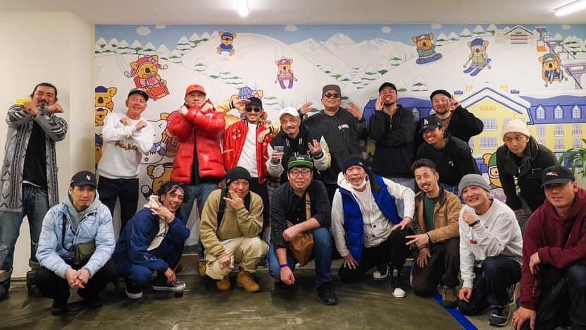 HI-Dのインスタグラム：「先週末の新潟ライブ。 激アツだったしめちゃエモかった。 久々にみんなに会えたし新潟妙高の美味しいものから温泉♨️まで。 そして妙高の優しい皆様に癒されました。 またすぐ行きたい....花粉が飛んでない時に。😁 ブッチャーありがとう〜！妙高最高！」