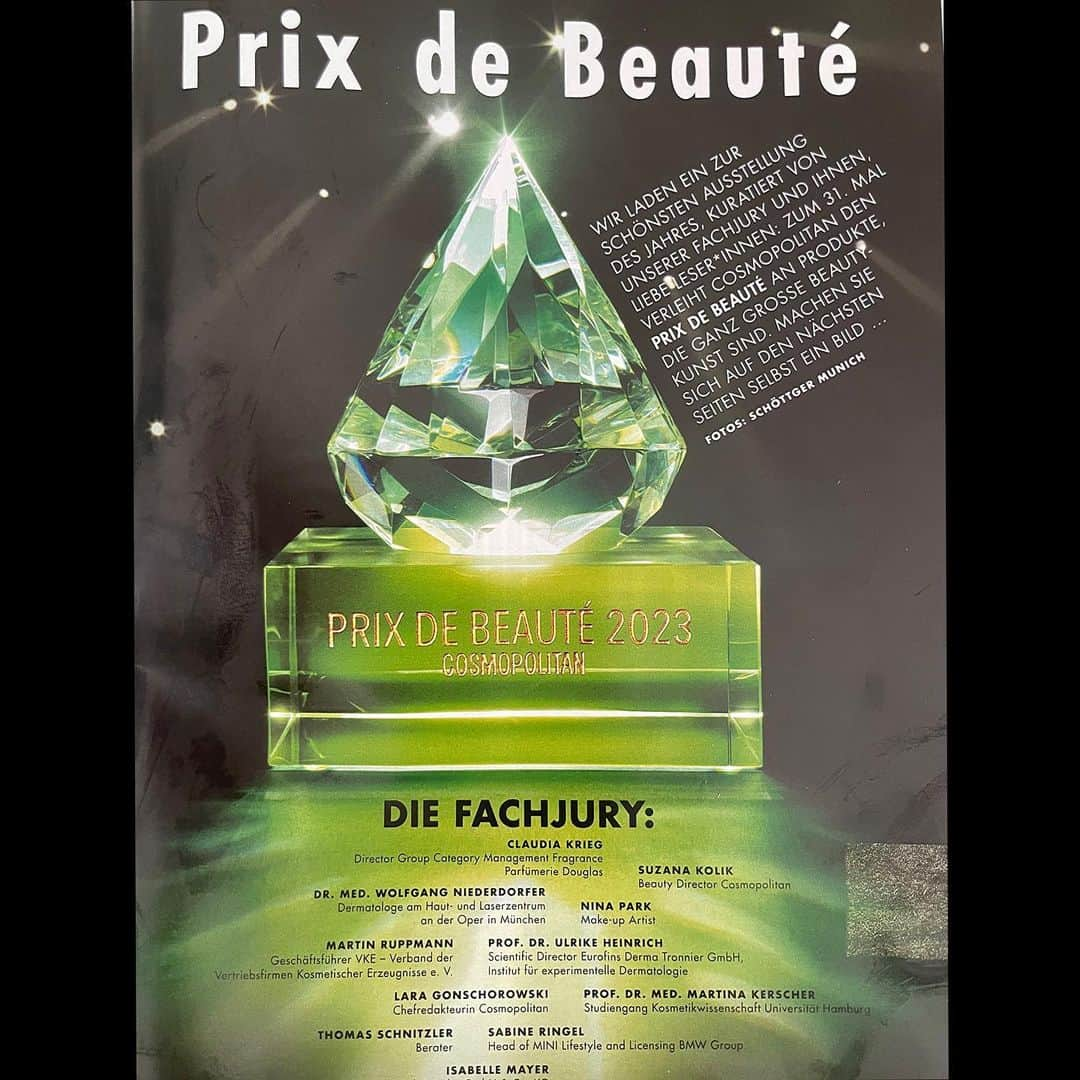 NINA PARKさんのインスタグラム写真 - (NINA PARKInstagram)「✨Prix de Beauté 2023✨ @cosmopolitan_de  It is a great honour & pleasure to announce that I’m a jury member for the 3rd time consecutively」3月18日 20時27分 - ninaparkbeaute