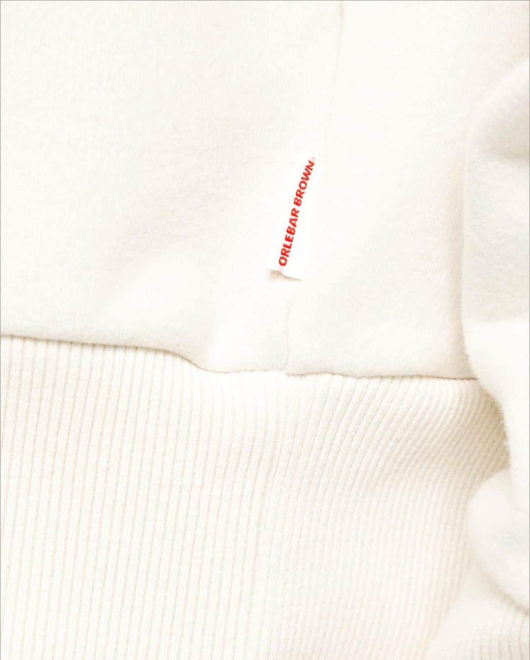 オールバーブラウンさんのインスタグラム写真 - (オールバーブラウンInstagram)「Last touches.  The difference between something good and something great is the attention to detail.  Dive in O. BUOY, our newest capsule collection.  #OBuoy #OrlebarBrown #HolidayBetter #OBSpring23」3月18日 20時27分 - orlebarbrown