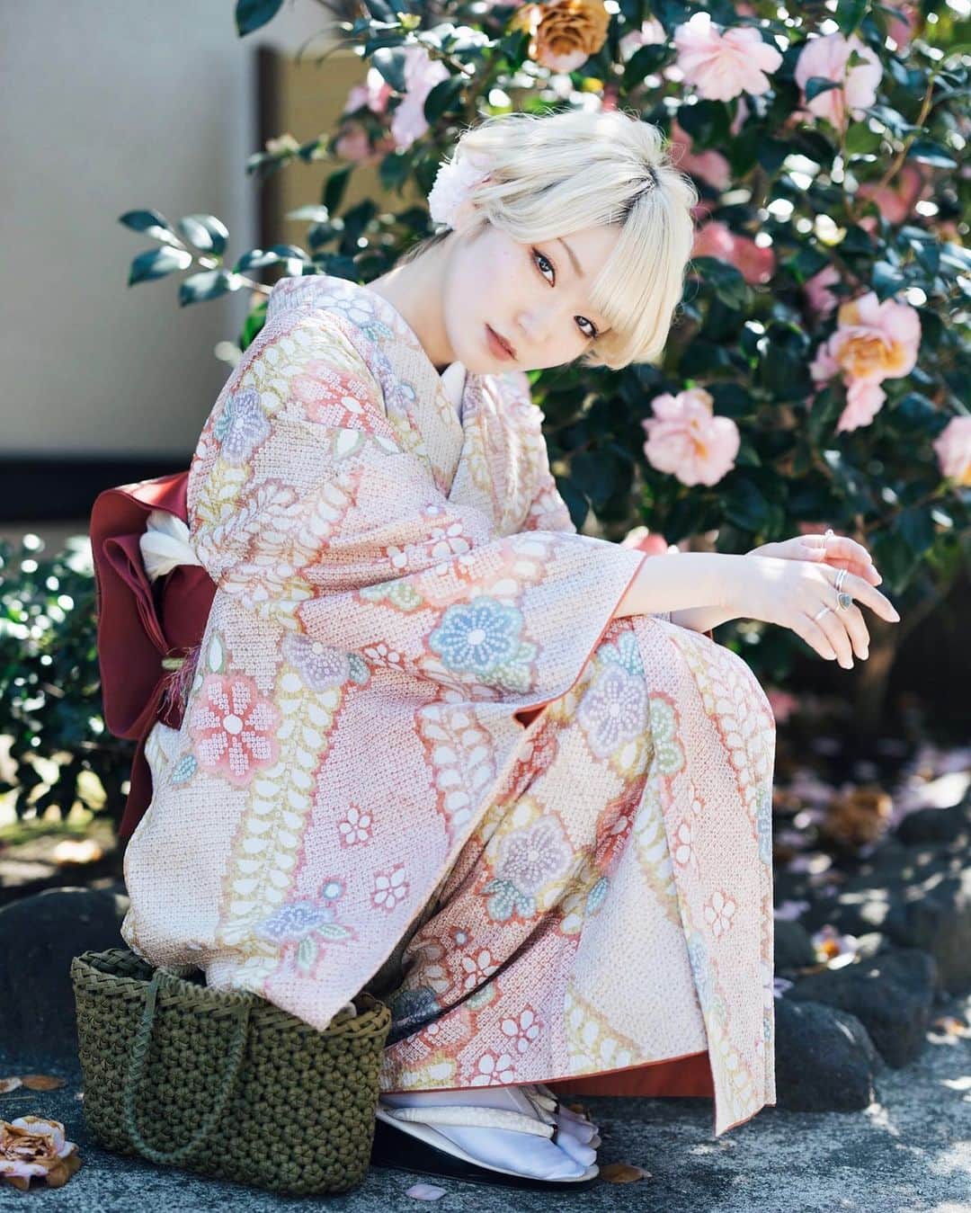 柊里杏のインスタグラム：「春色の絞りのお着物が美しかったです」