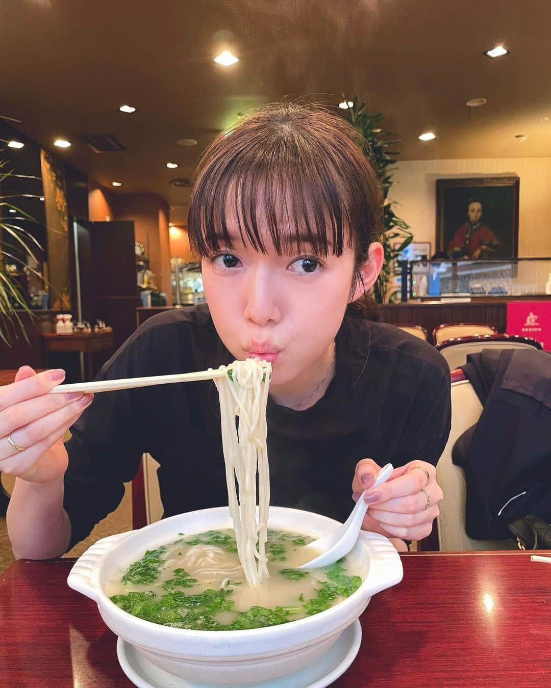 佐藤栞里さんのインスタグラム写真 - (佐藤栞里Instagram)「. あつあつで、だけどやさしくて 美味しかったね〜☺️ あたまから、湯気が出ているね〜♨︎」3月18日 21時05分 - satoshiori727