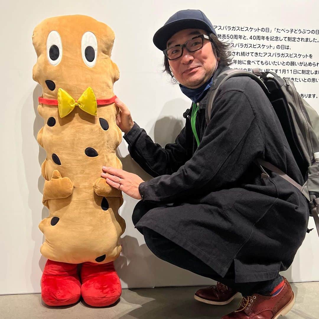 池田鉄洋のインスタグラム：「なんのキャラクターかわかりますか？」