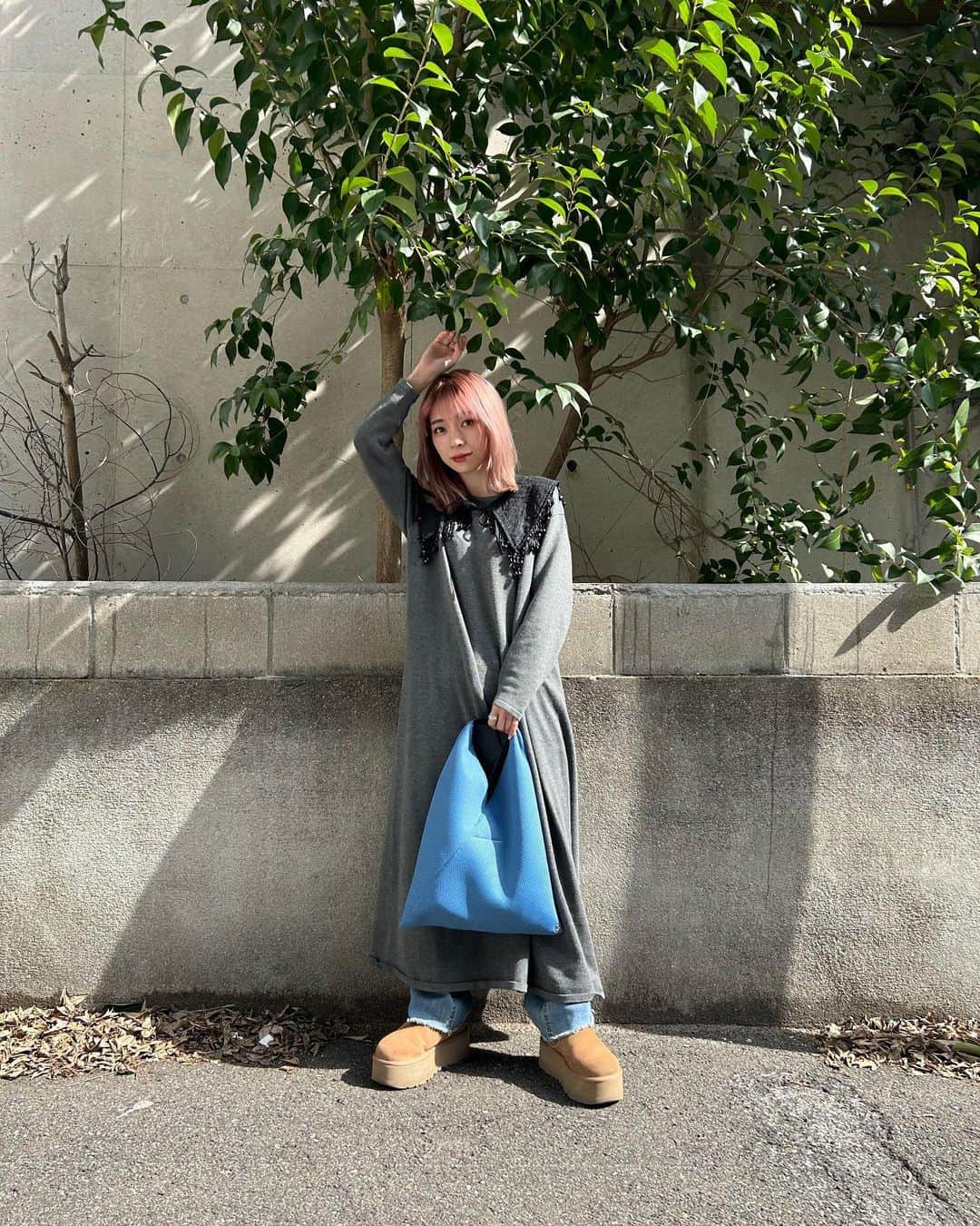 塩川裕美のインスタグラム：「. 福岡帰った時の楽ちんコーデ🚶‍♀️🌳」