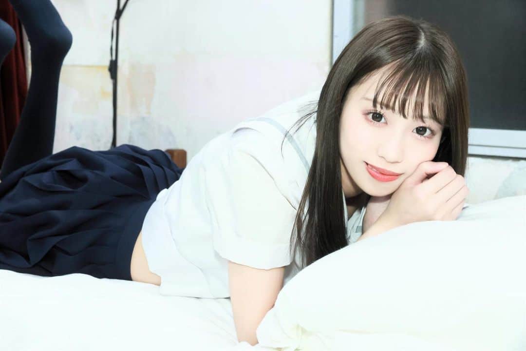のインスタグラム：「一緒に寝る？？ . . . .   #グラビア #水着 #ミスflash2019  #アイドル #モデル #撮影 #撮影会 #写真 #camera #gravure #グラドル」