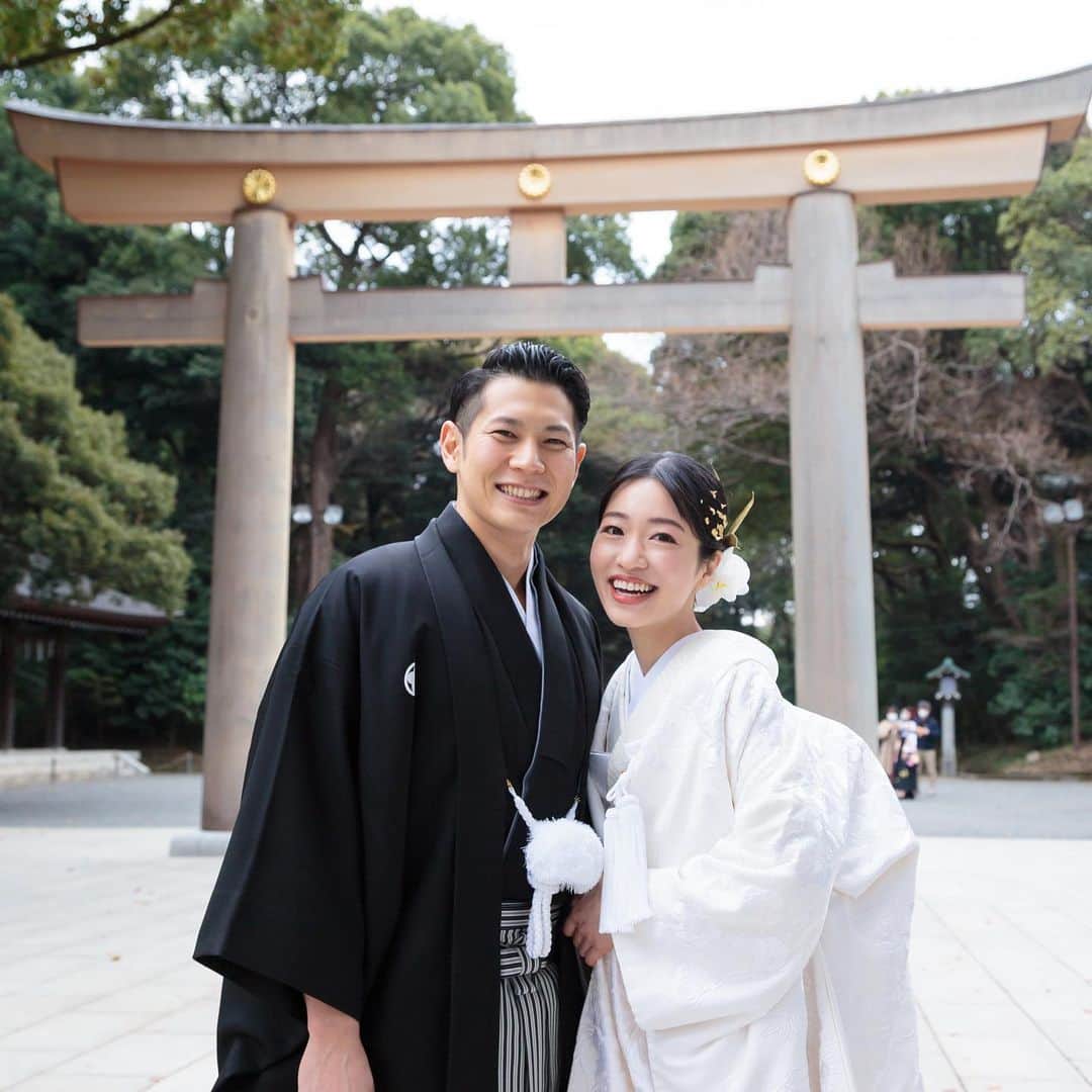 桜雪さんのインスタグラム写真 - (桜雪Instagram)「今日は結婚記念日ということで、 結婚式の写真を見返してました。  厳かで気が引き締まりました。 渋谷区の誇る明治神宮という大切な場所での挙式。 本当に素敵な体験ができました。  #明治神宮 #明治神宮挙式」3月18日 22時46分 - yuki_12hsm