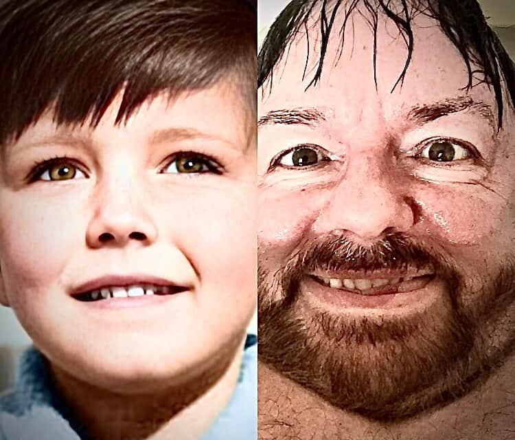 リッキー・ジャーヴェイスのインスタグラム：「Still Smiling 😊」