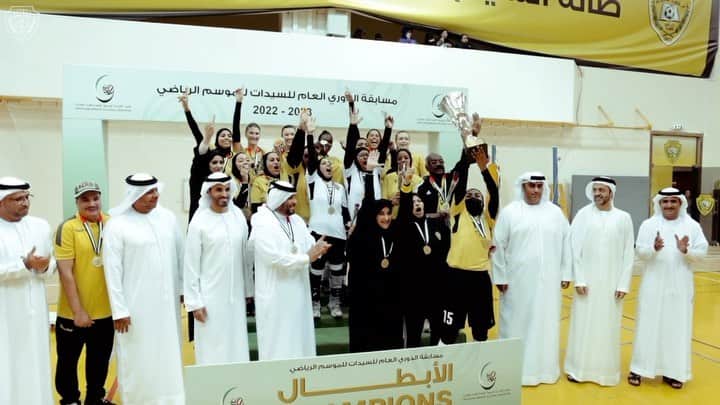 のインスタグラム：「We did it. Champions of Arab league 🥇💛  #alwasl #champions #volleyball #league」