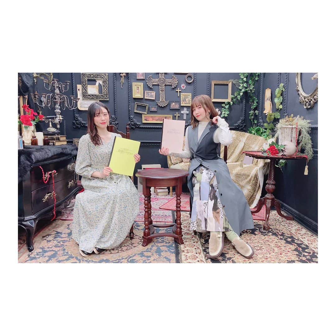 のぐちゆりのインスタグラム：「#鈴木絵理とのぐちゆりの貴族になりたい。 #えりゆり貴族 #えり貴 #ゆり貴  鈴木絵理と貴族になるために学びを深めていく番組がはじまりました🌹 イベントを主体とする新コンテンツ。  友達と番組を持つの、初めてなので嬉しい…☺️🌹 鈴木絵理とは結構長い仲なので安心しかありません😌それゆえに言葉遣いが今から心配です🙄(貴族とは)  そして！さっそく4/30にファンミーティング開催が決定しております😌🌹 メンタルロイヤルを目指す同士たちとの会合、、楽しみにしてます😌」
