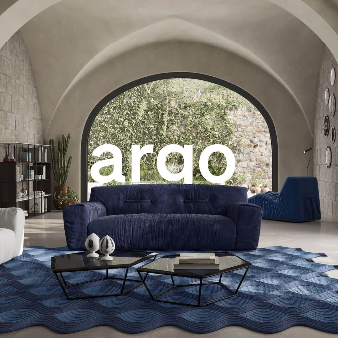 Natuzzi Officialさんのインスタグラム写真 - (Natuzzi OfficialInstagram)「The essence of Apulia explodes in Argo by @paola.navone, an island of comfort capable of conveying all the Mediterranean character of a land that has so much to give and to be discovered.  Tradition, beauty and nature in an object of strong iconic value characterized by wide and generous shapes that ensure unique comfort.   #Argo #NatuzziItalia #Natuzzi #Design」3月19日 2時00分 - natuzzi
