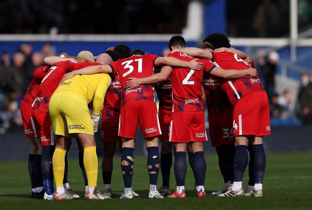 クリスティアン・ビエリクのインスタグラム：「Well done team! Massive 3 points today! Thank you bluenoses for an amazing atmosphere…  We go again after national break! See you then! 🔵❤️#bcfc」