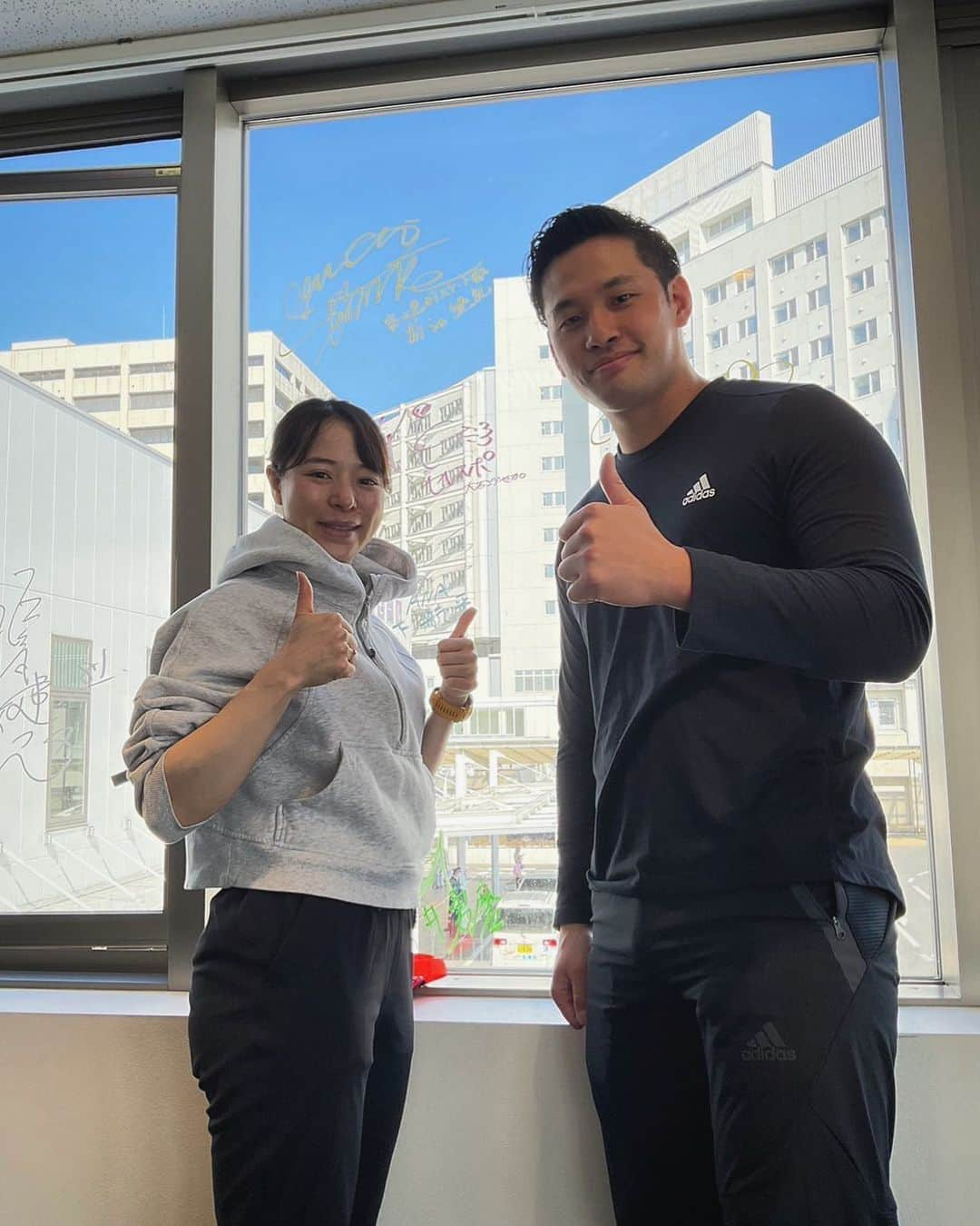 菊池純礼さんのインスタグラム写真 - (菊池純礼Instagram)「last training day of the season🏋🏻  先日、韓国から帰国し、ストレングストレーナーの山﨑さんとシーズン最後のウエイト測定をしてきました！  来シーズンに向けてもっとスケートを楽しめるように成長してゆきたいものです。 皆さまの変わらぬサポートをお願いいたします。  ARIGATO 2022-23  @fujiq_skate @wit_tsukuba   #シーズン終了のお知らせ #お疲れ様でした」3月19日 8時27分 - kikuchi.su_115