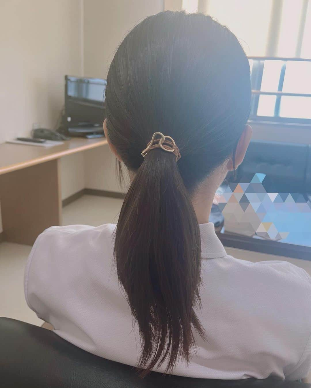 深川麻衣 のインスタグラム：「本日も特捜9日和です☺︎ 髪がだいぶ伸びました💇‍♀️」