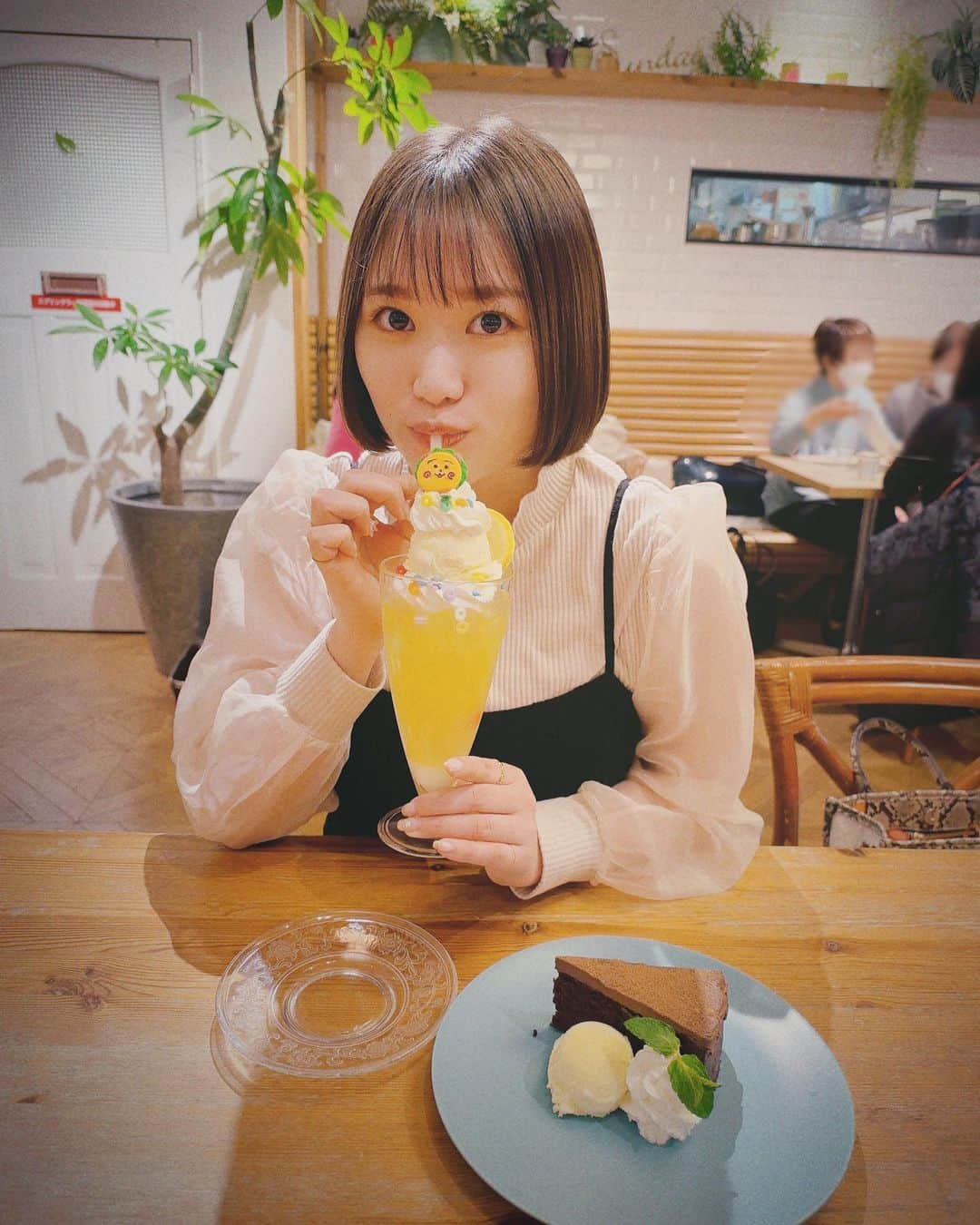 平崎里奈のインスタグラム：「#コジコジカフェ 行きました🤭🌀❣️」