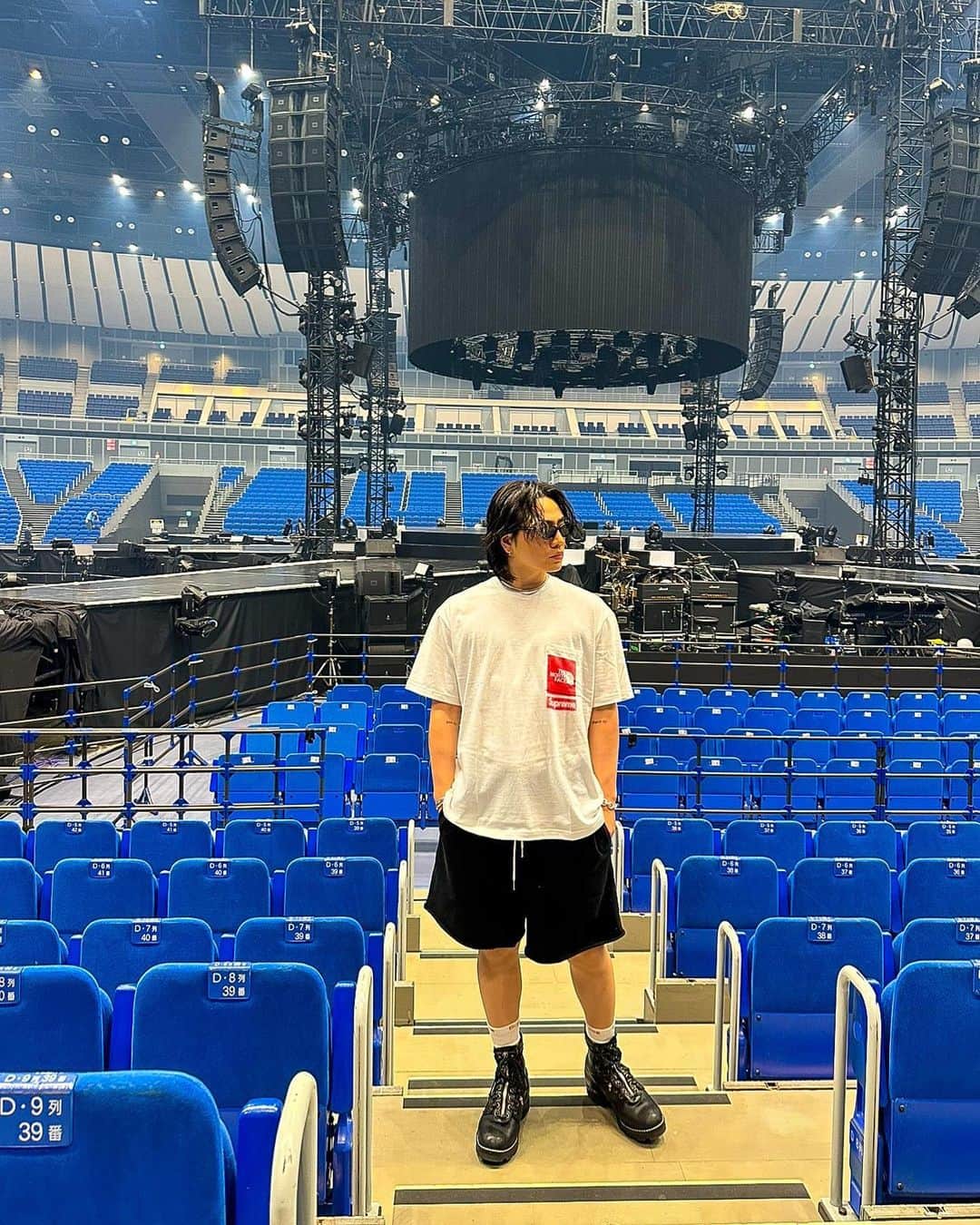 のインスタグラム：「Thanks YOKOHAMA ARENA 3days🌹 #三代目JSOULBROTHERS #STARS」