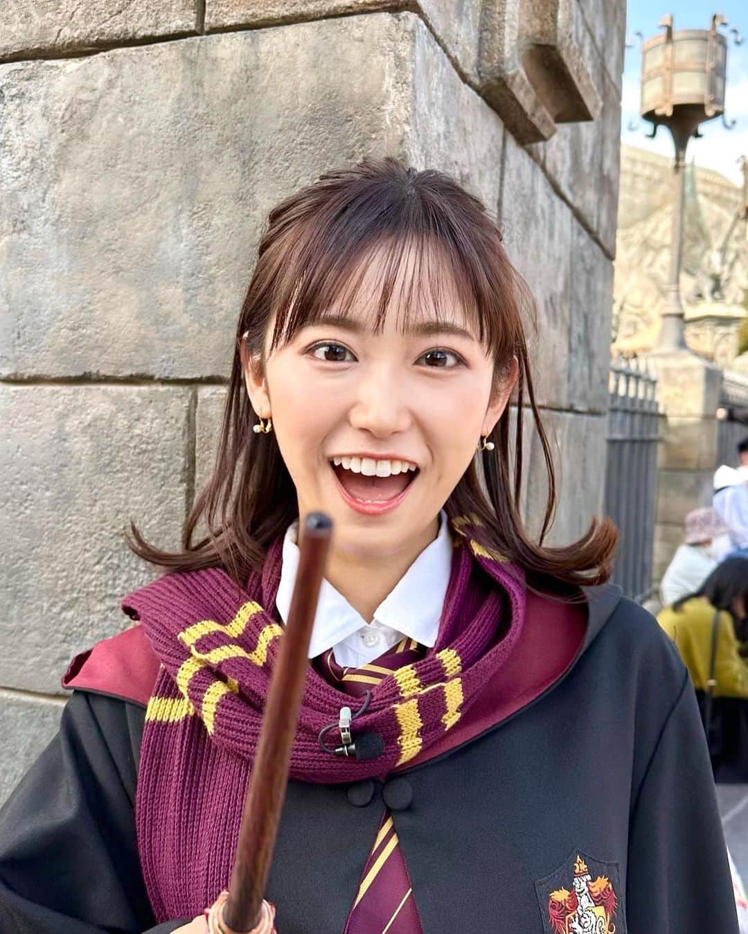 嶺百花のインスタグラム：「USJへ取材に！エクスペクトパトローナム！！！！🦉🌙  #ハリーポッター #harrypotter  #thetime_tbs」