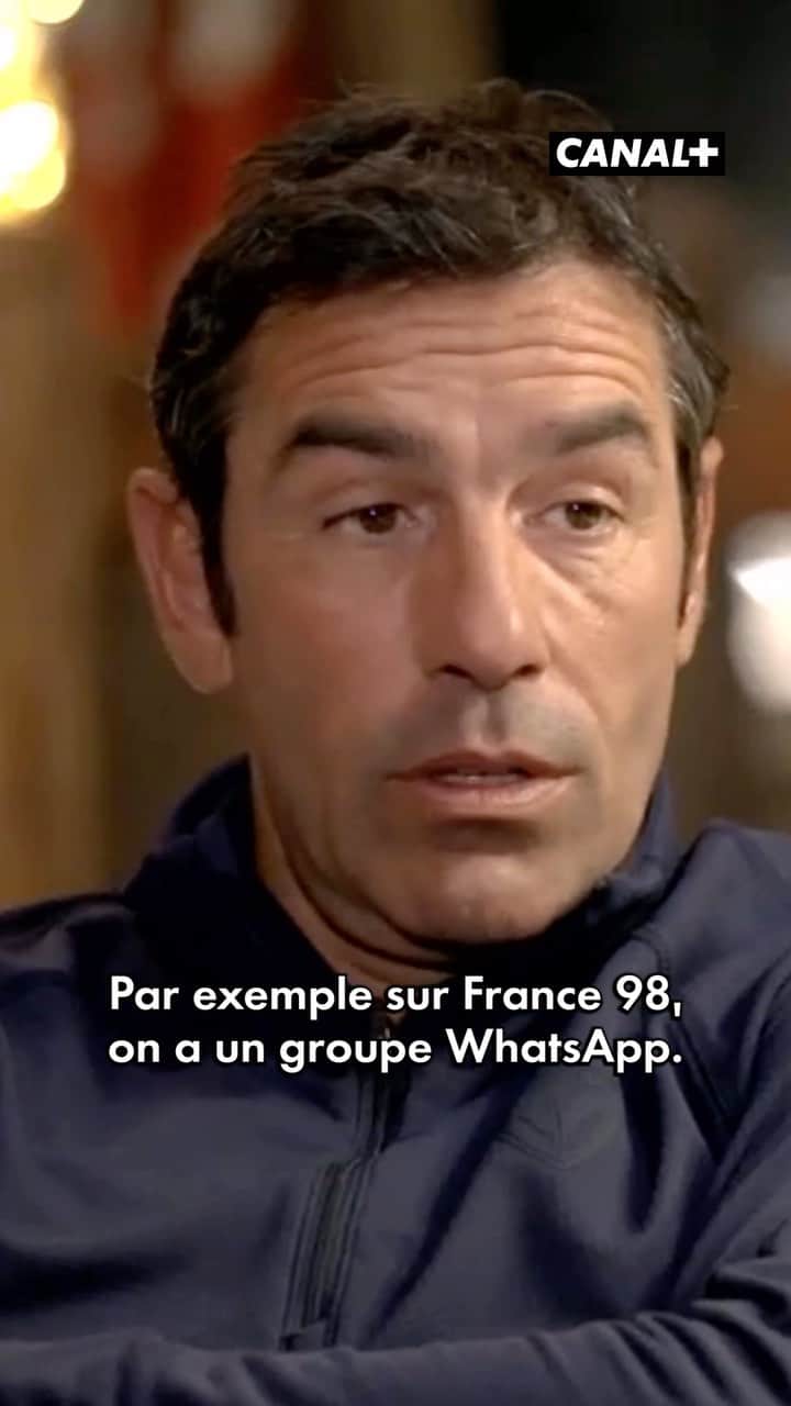 ロベール・ピレスのインスタグラム：「Popular opinion : vous aimeriez tous faire partie de ce groupe Whatsapp avec @robert_pires07 😍  Extrait de “Face à Face”, ce soir à 21H sur CANAL+ 🔜」